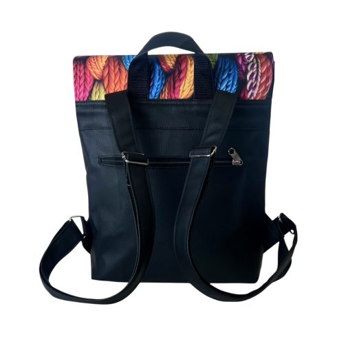 Színes, kötött hatású “JANKA” hátizsák